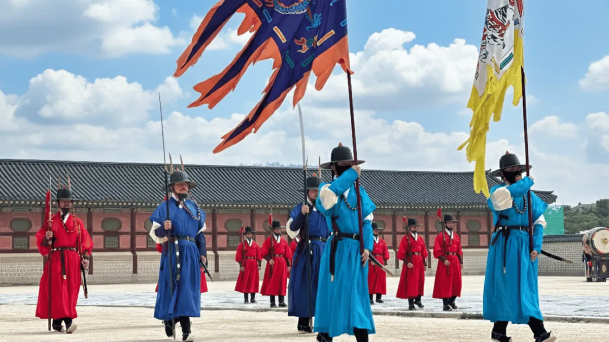 Seoul Highlights: Gyeongbok Palace, Insadong & N Seoul Tower — a Seoul tour listing on this Seoul city guide, South Korea